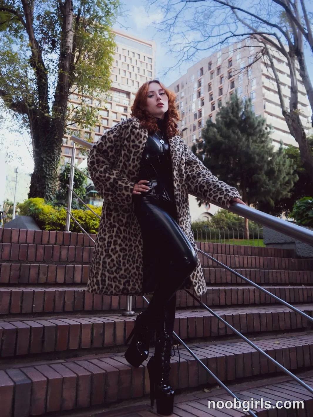 Sofia (@_beck_art_) — "My inner self is the darkest abyss, and it is pagan poetry… PH: @lautahust"
