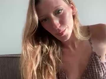Addison Vodka on Chaturbate