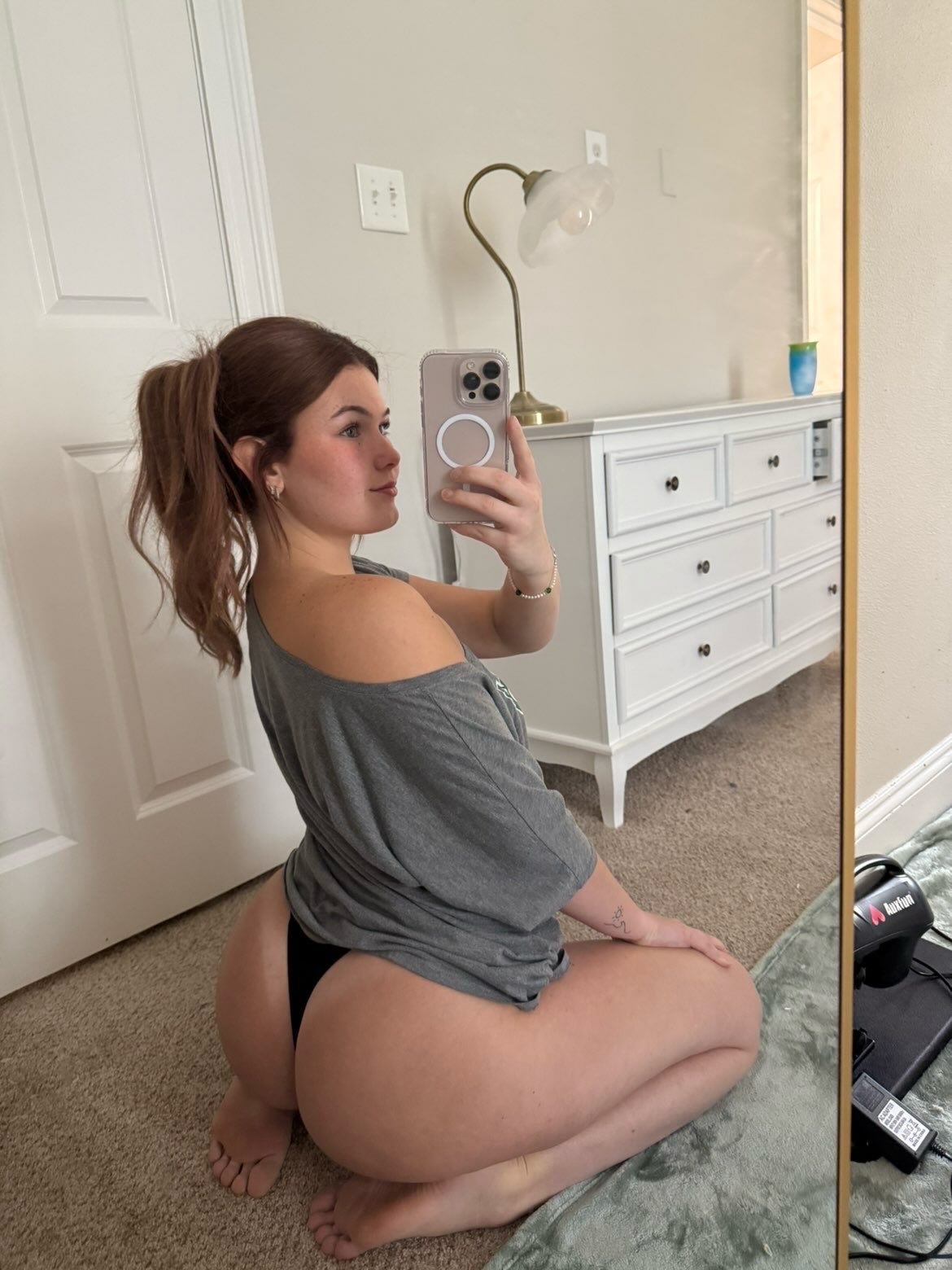 aliii1123 verified Instagram photoshoot picture #26 — live cam model review