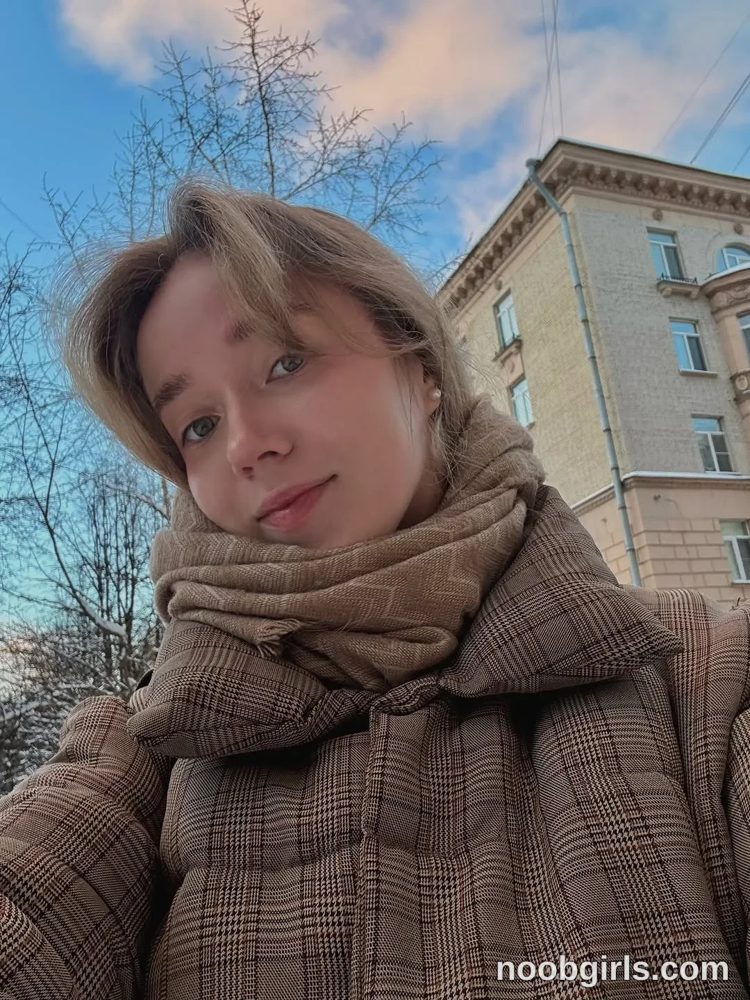 aluntick (@aluntick) in Winter