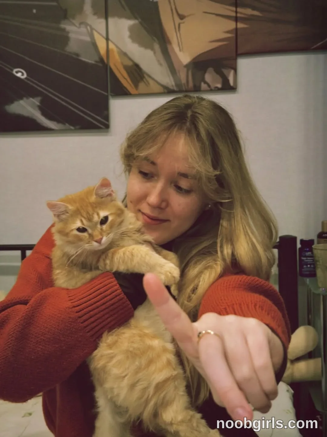 aluntick (@aluntick) — "Floppa - Big Russian Cat! 🐈🤍"