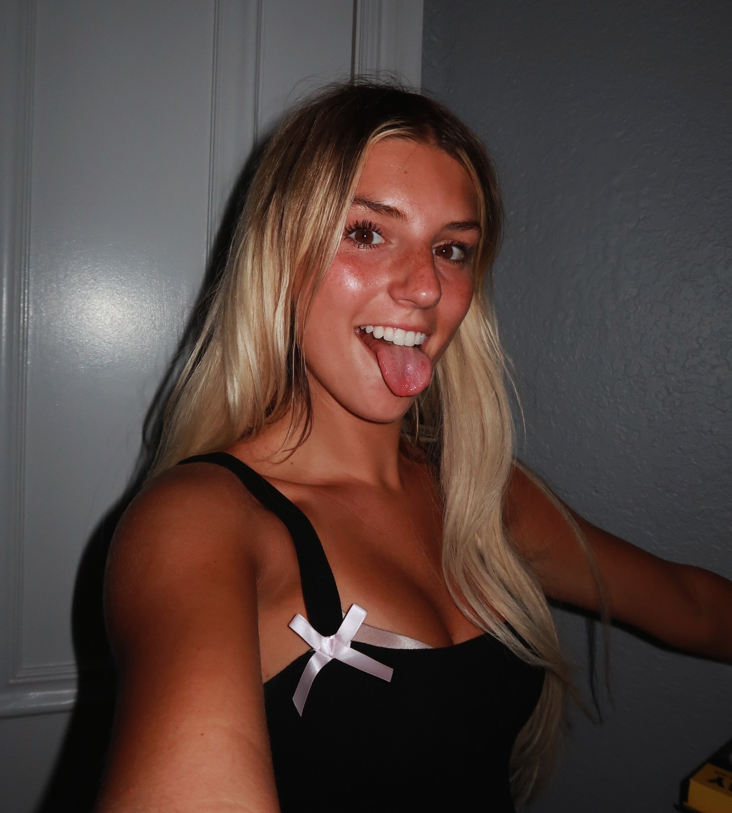 ambiebambiii (@ambiebambiii) — photo 11 from her gallery