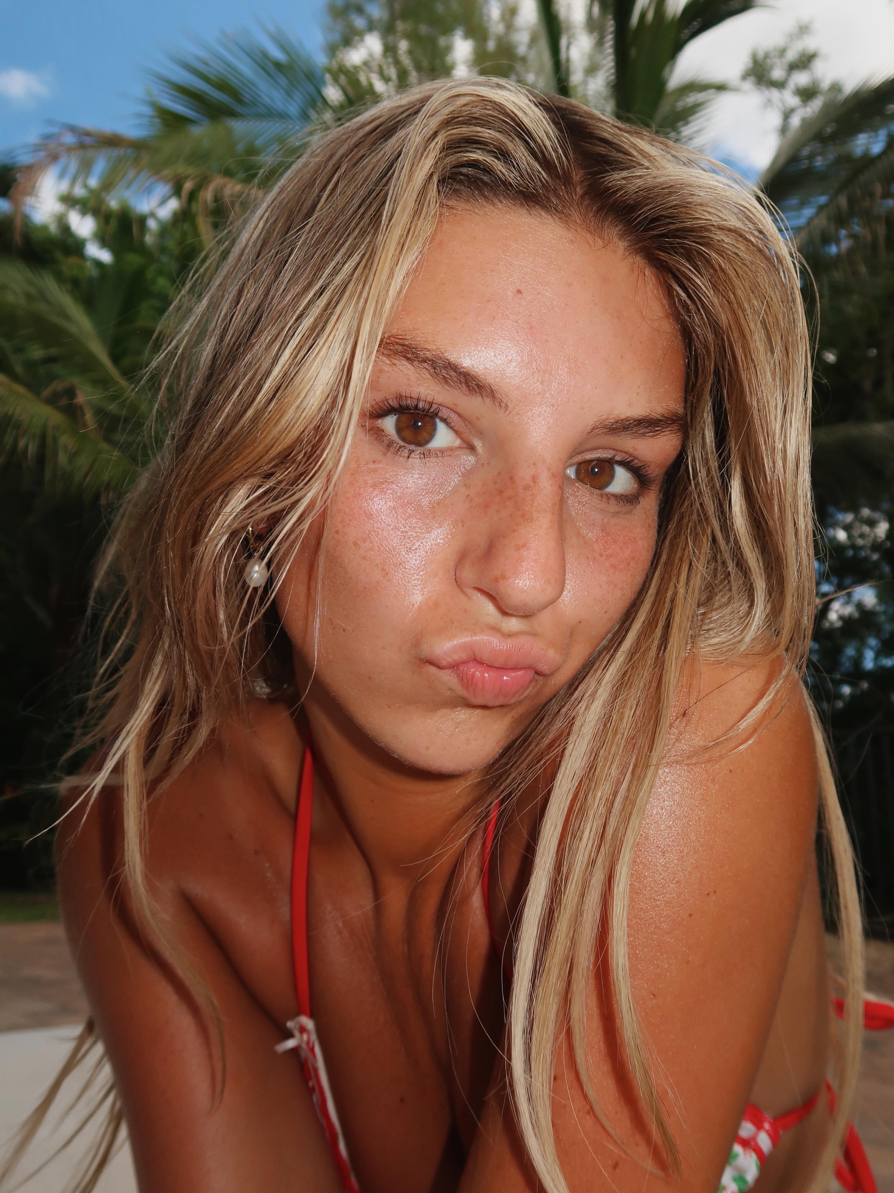 ambiebambiii (@ambiebambiii) — photo 231 from her gallery