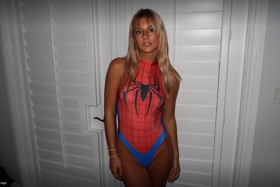 ambiebambiii (@ambiebambiii) — photo 259 from her gallery