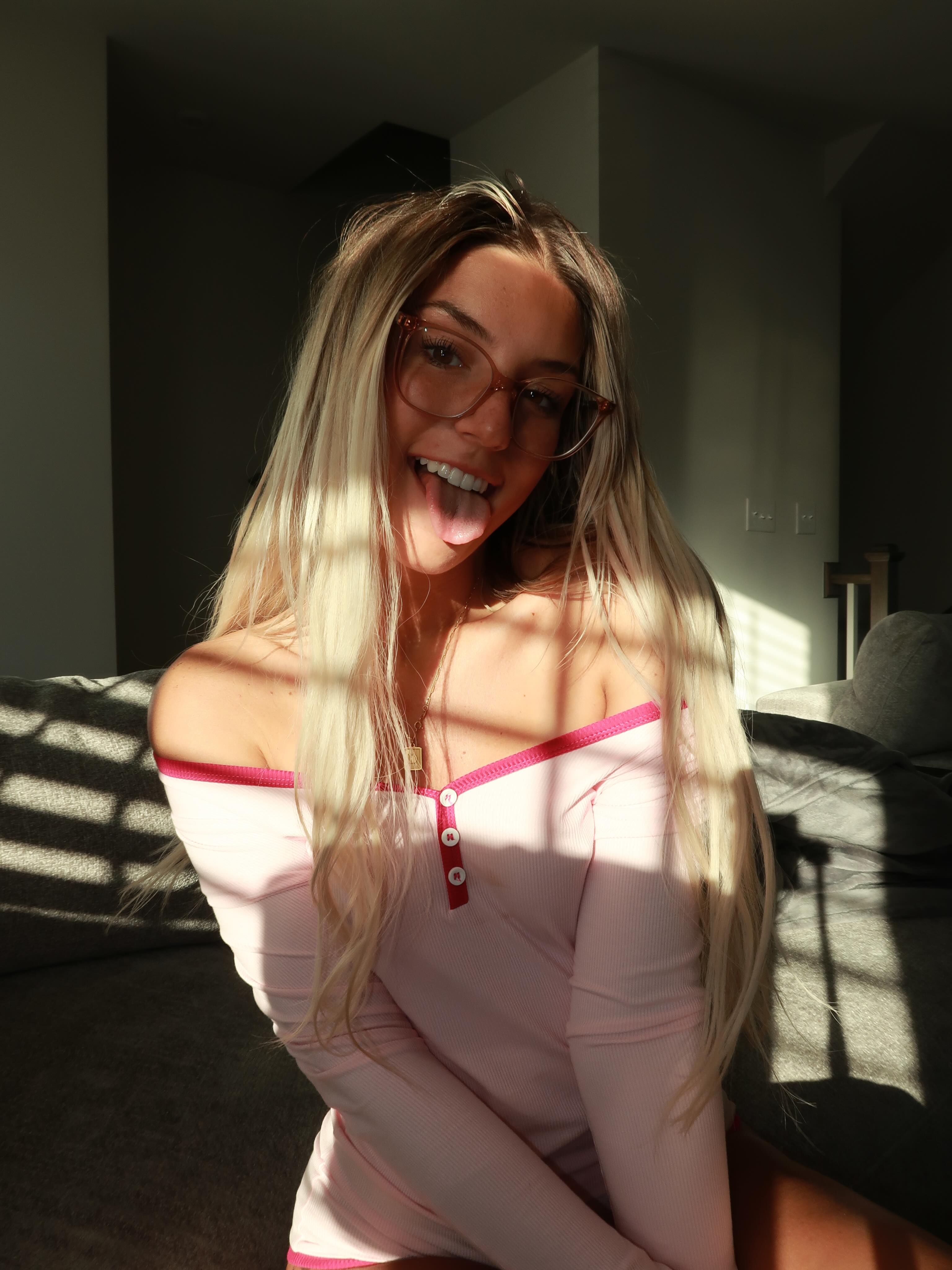 ambiebambiii (@ambiebambiii) — photo 309 from her gallery