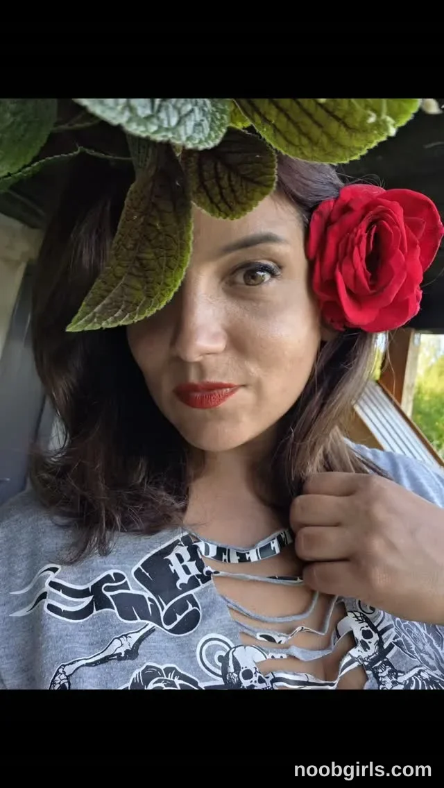 Inside the World of of just4ana reel: 🌹