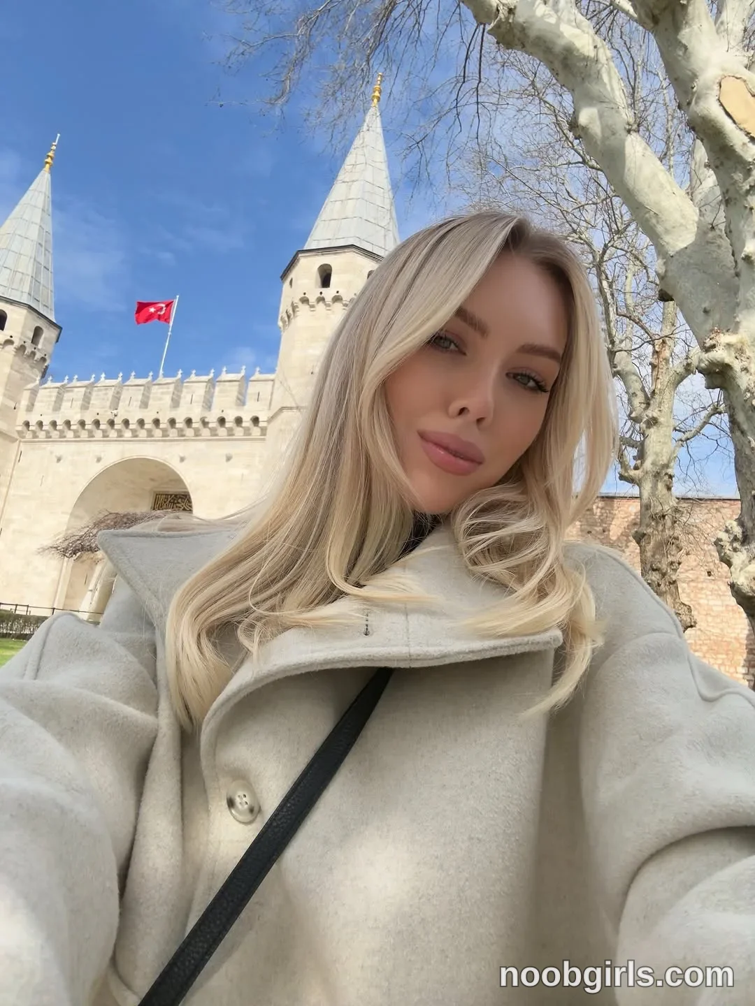 Angelina (@angelees_) in Istanbul, Turkey