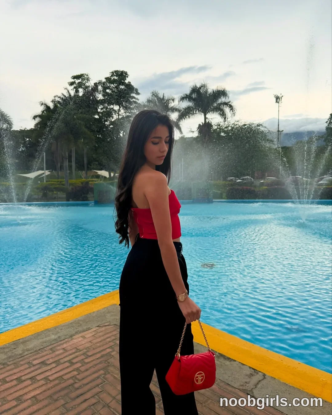 Ashley (@ashley_jones9) — "Have a nice day ☀️✨"