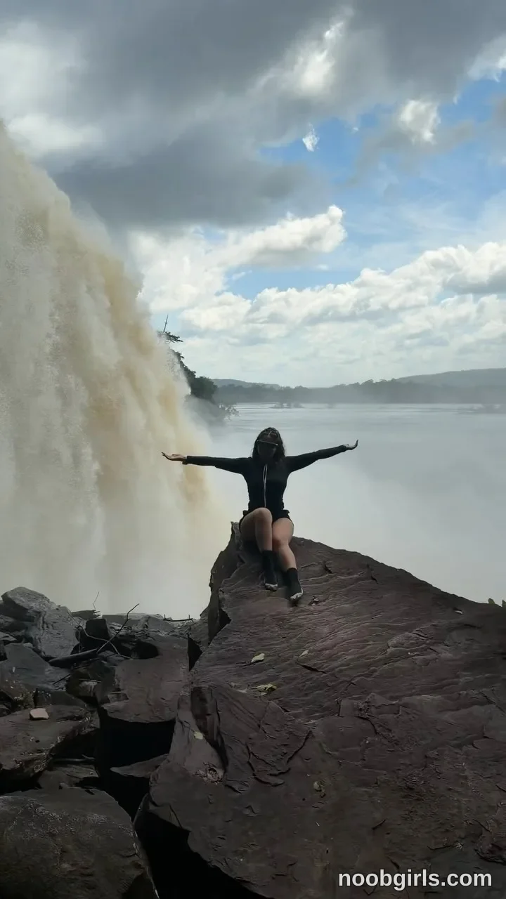 Ale reel: Hay lugares que no se explican, se viven. 🤍 Canaima •…