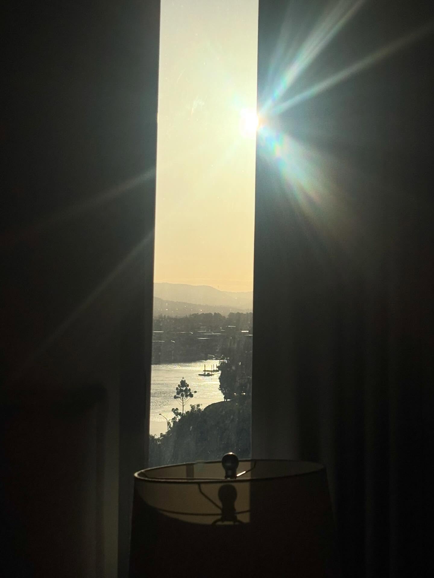 ava_delightt in room