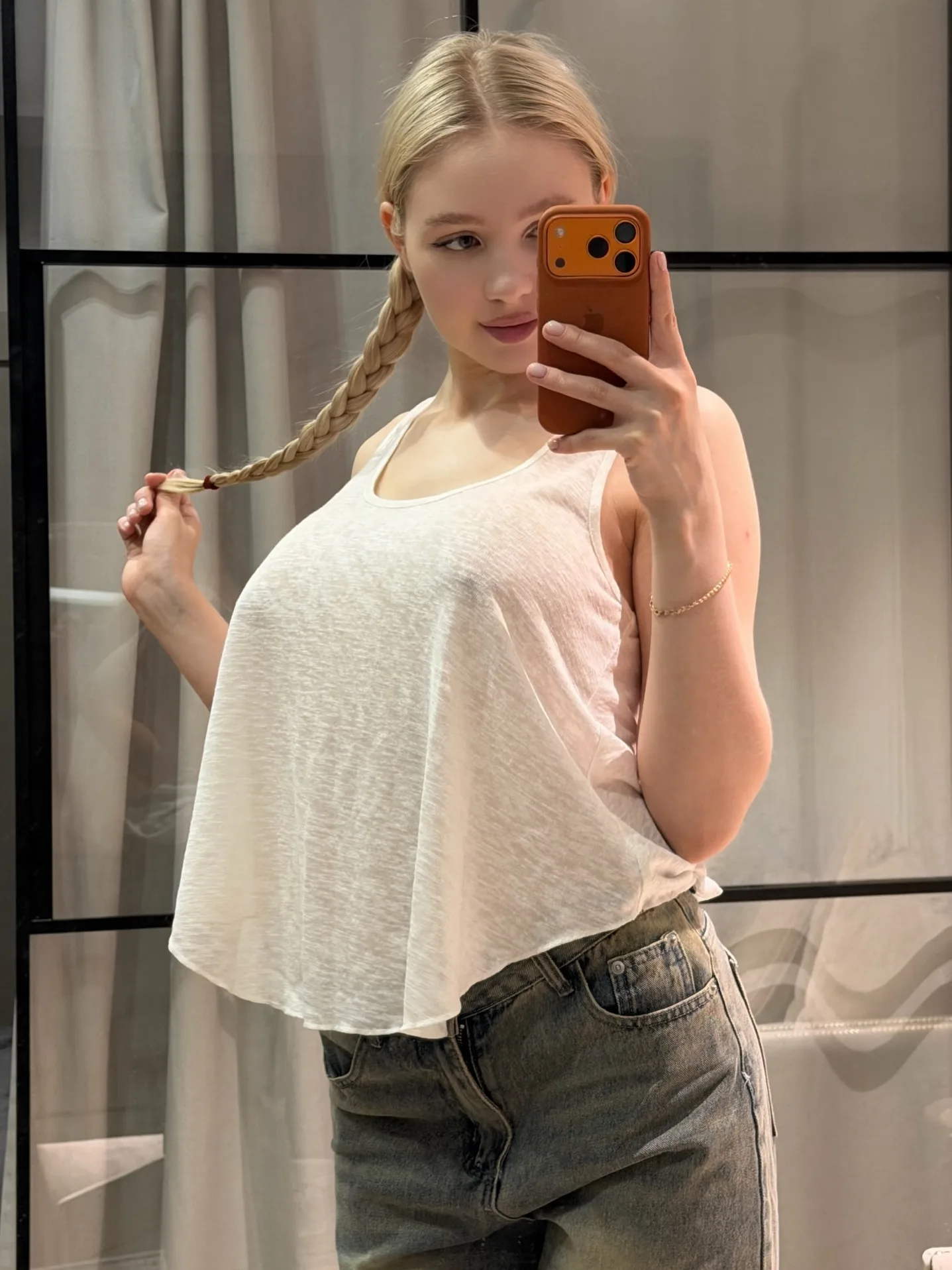 avroramy b instagram real selfie — real Instagram photo