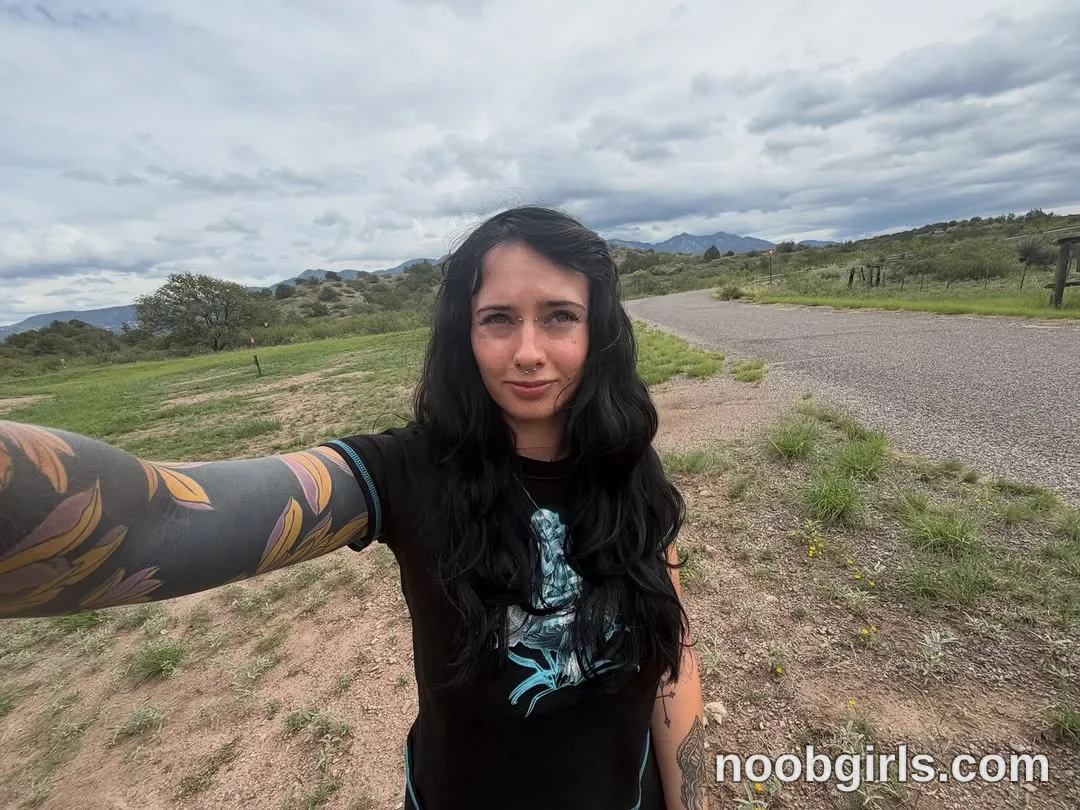 bexbex945874 (@bexbex945874) — "Passing through, not sleeping, cowboy coffee, flat tires"