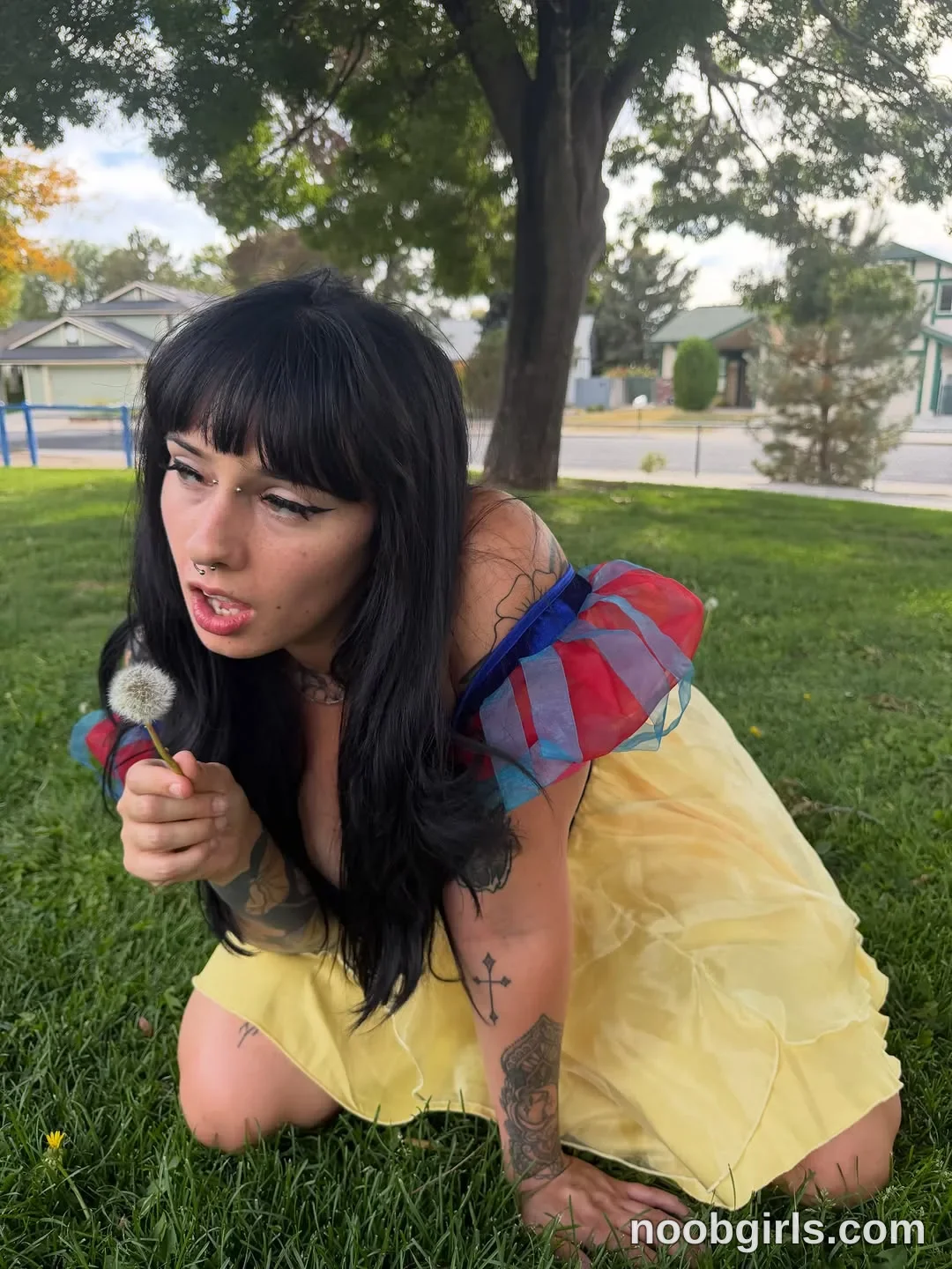 bexbex945874 (@bexbex945874) — "First Halloween costume! Enchanted poison apple princess so no one gets in…"
