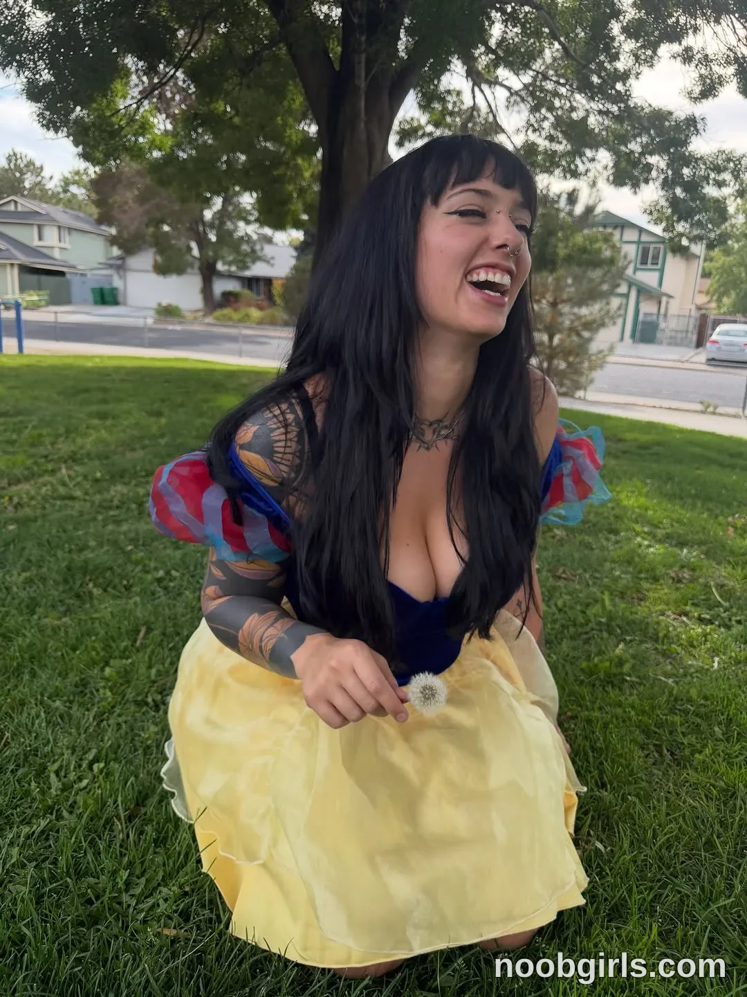 bexbex945874 (@bexbex945874) — "First Halloween costume! Enchanted poison apple princess so no one gets in…"
