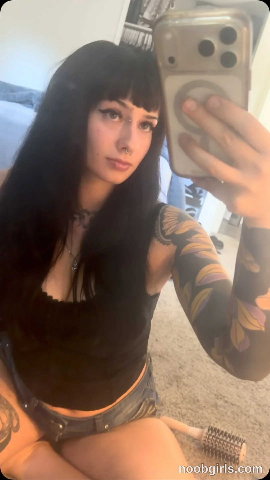 bexbex945874 (@bexbex945874) — "Hair makeup outfit🫶🏻🖤"