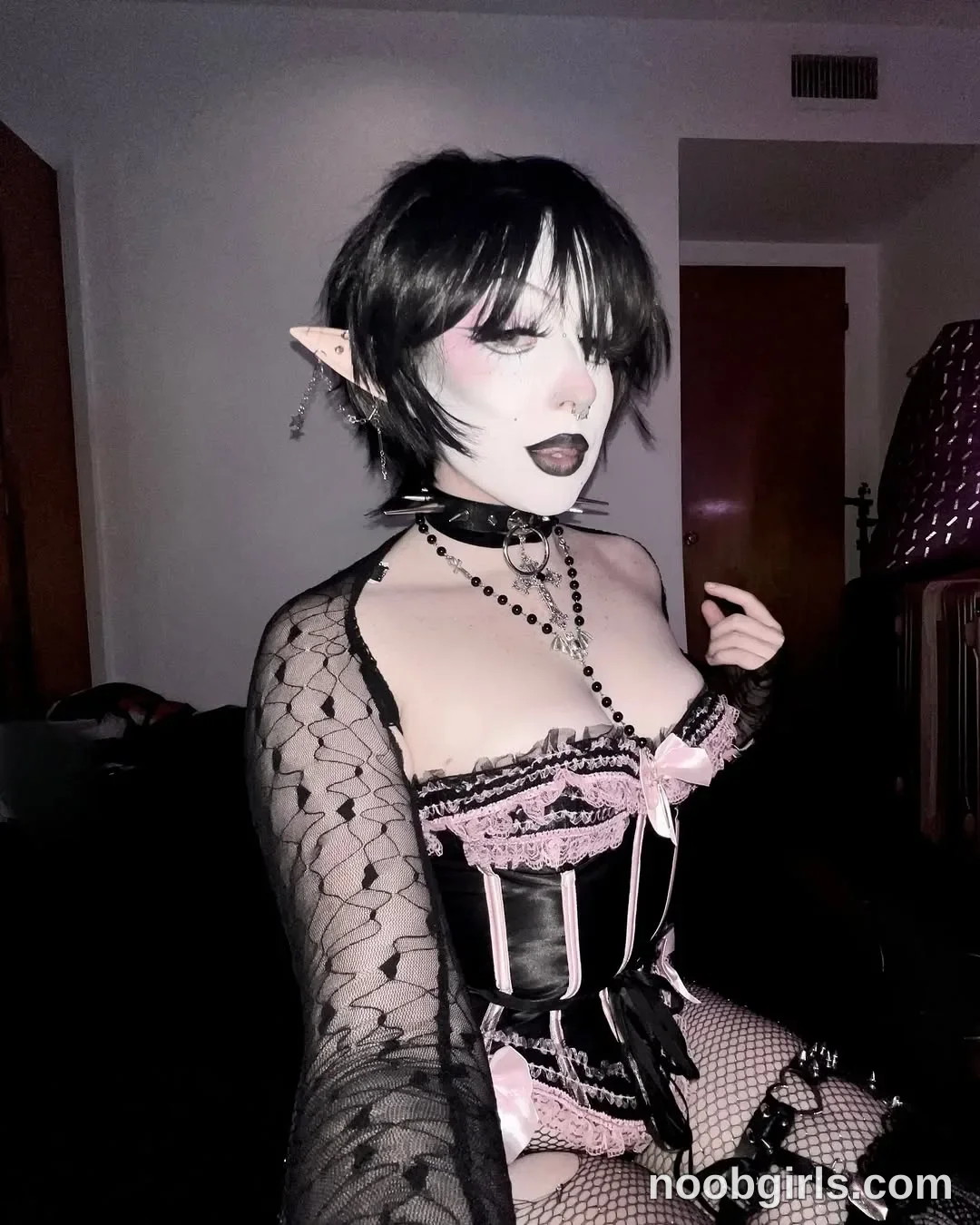 Morgana (@brainblowspice) — "just a little guy 🕸️🦇 * *"