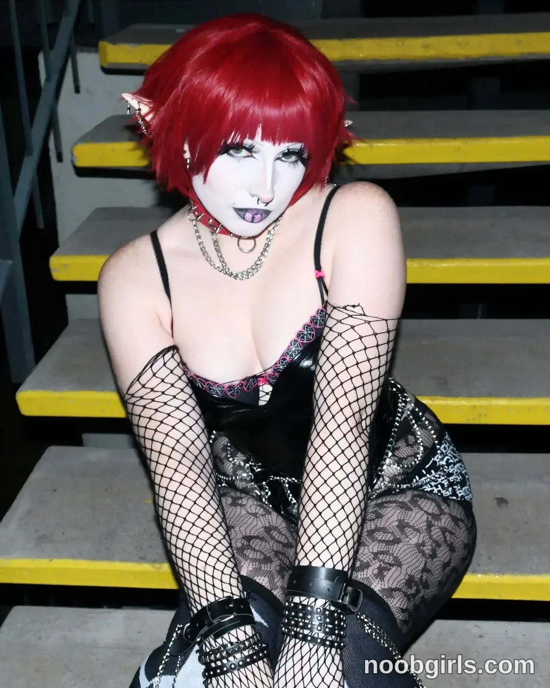 Morgana (@brainblowspice) β "omg she goes outside!? (no I don't)"