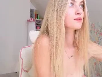 brilliantvictoria wearing necklace in room