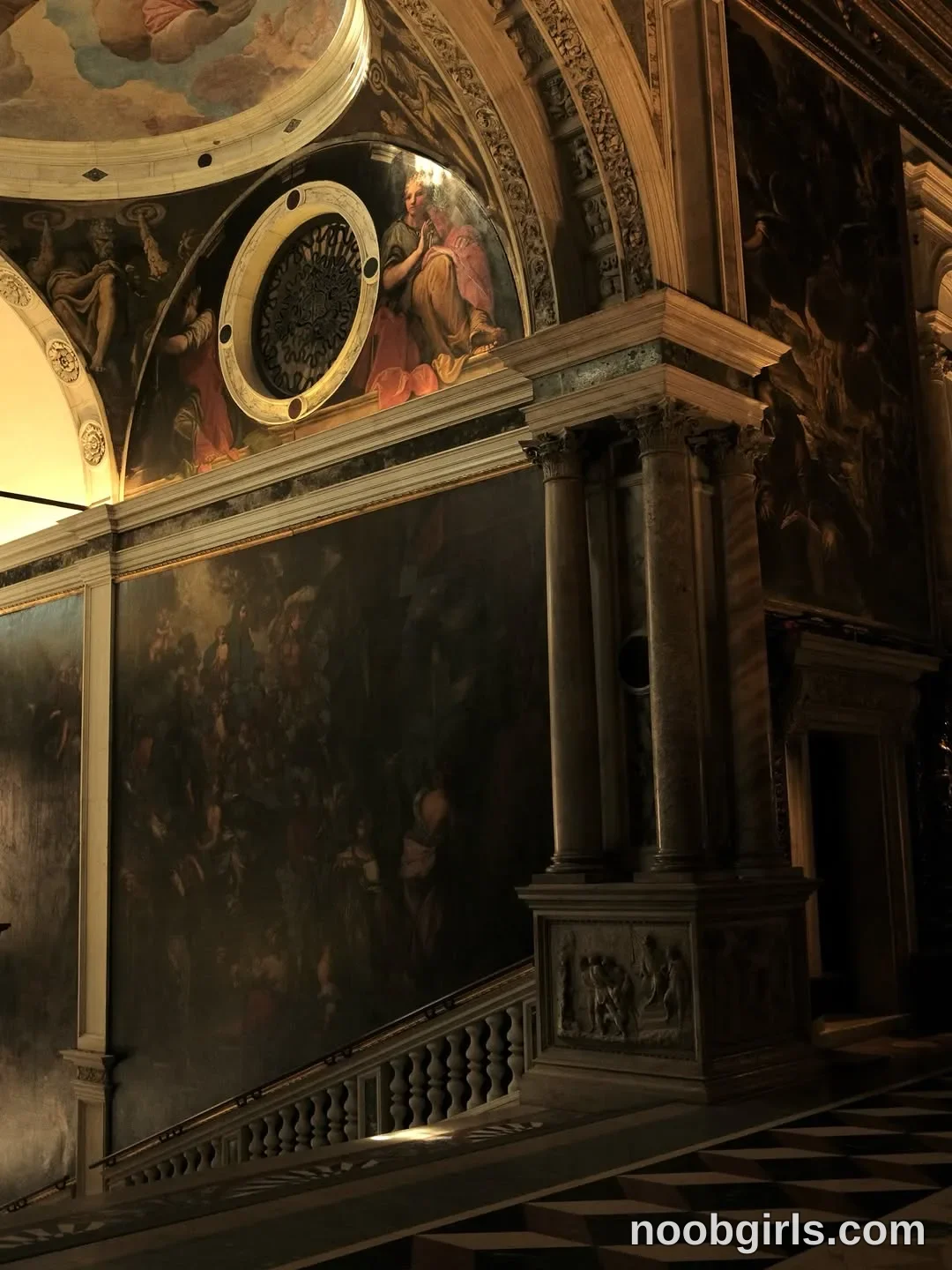 Brita (@britakiss) — "Just a few more details from the beautiful & strange & curious city of Venice.…" in Venice, Italy