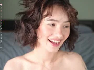 chee_cha live stream capture — Chaturbate cam girl