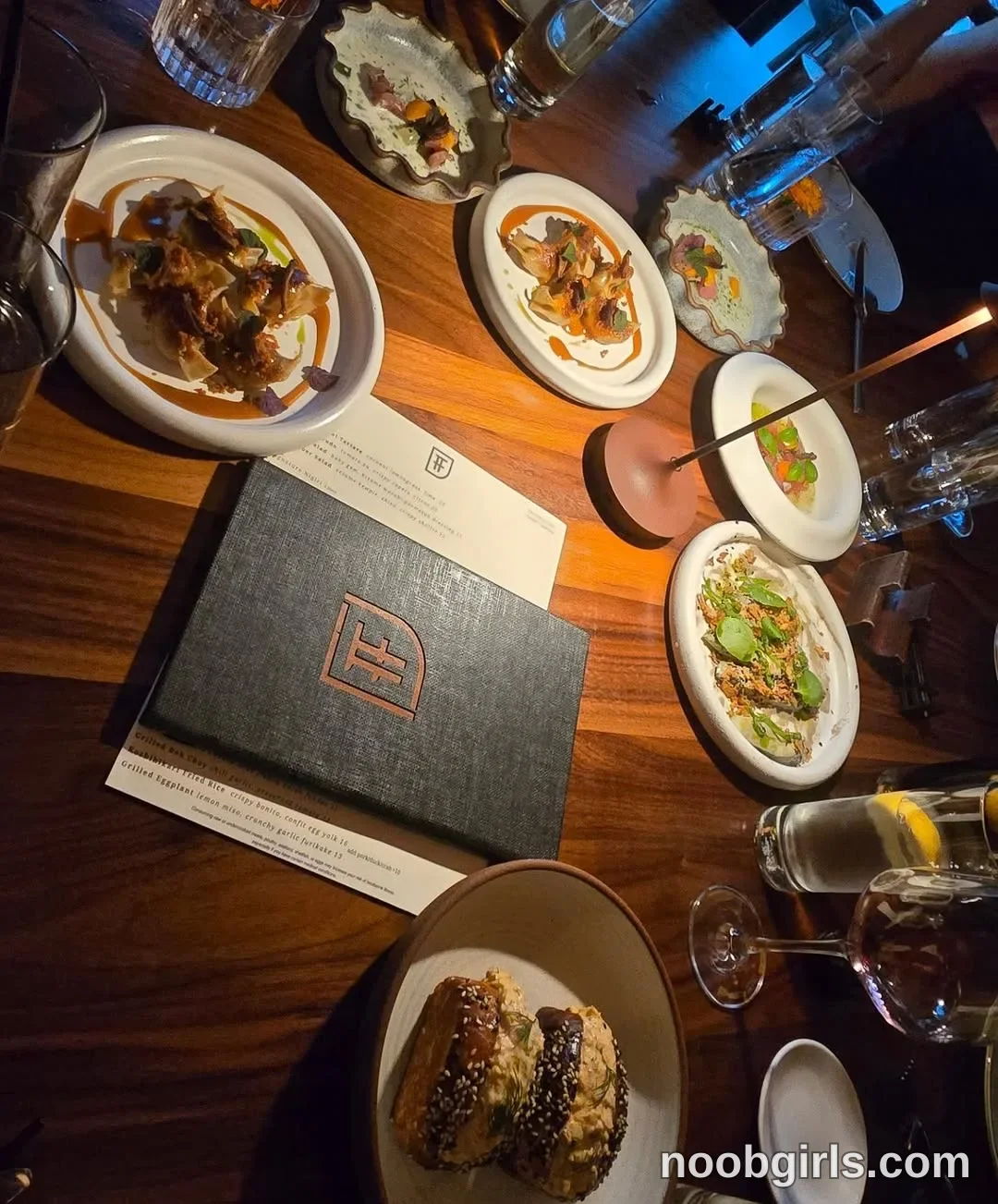 Crimson Kitten (@crimsonkitten) — "Fine wined & dined at Fortu tonight."