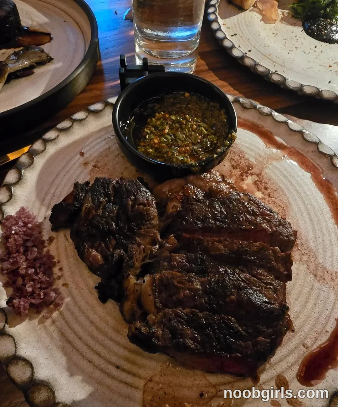 Crimson Kitten (@crimsonkitten) — "Fine wined & dined at Fortu tonight."