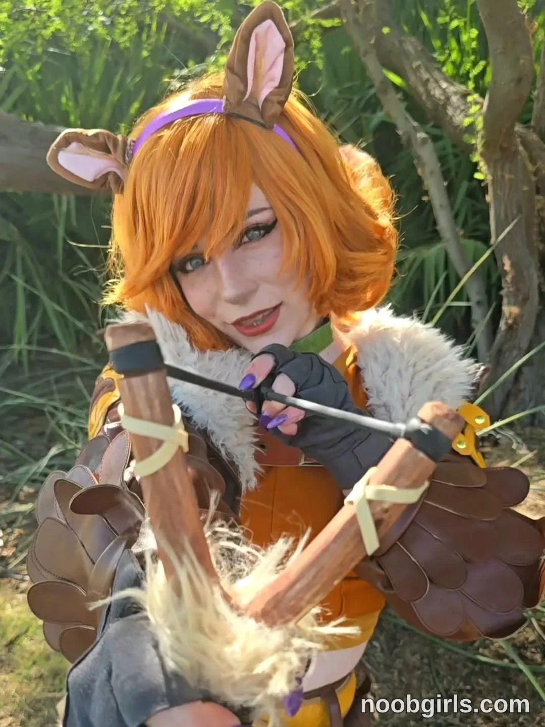 Crimson Kitten (@crimsonkitten) — "*murders u cutely* :3"