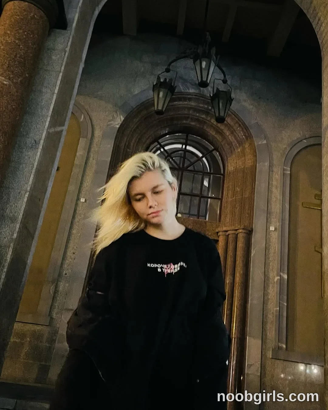 Lilith (@cryptobjgirlv2) — "Я просто хочу миллион, сверху ещё миллион" in Cathedral On The Blood, Yekaterinburg