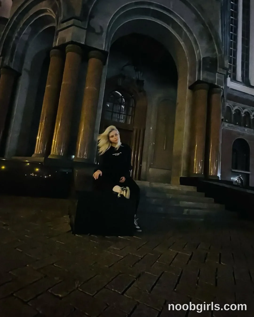 Lilith (@cryptobjgirlv2) — "Я просто хочу миллион, сверху ещё миллион" in Cathedral On The Blood, Yekaterinburg