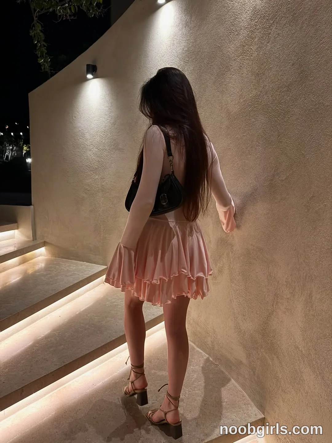 deniseglows (@deniseglows) — "dinner with me?" in Oia, Santorini, Greece