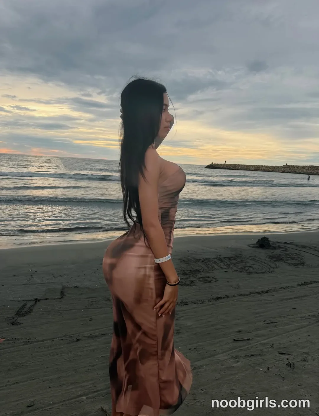 dianac1998 (@dianac1998) — "Vibrando bonito ❤️‍🔥✨✨✨"