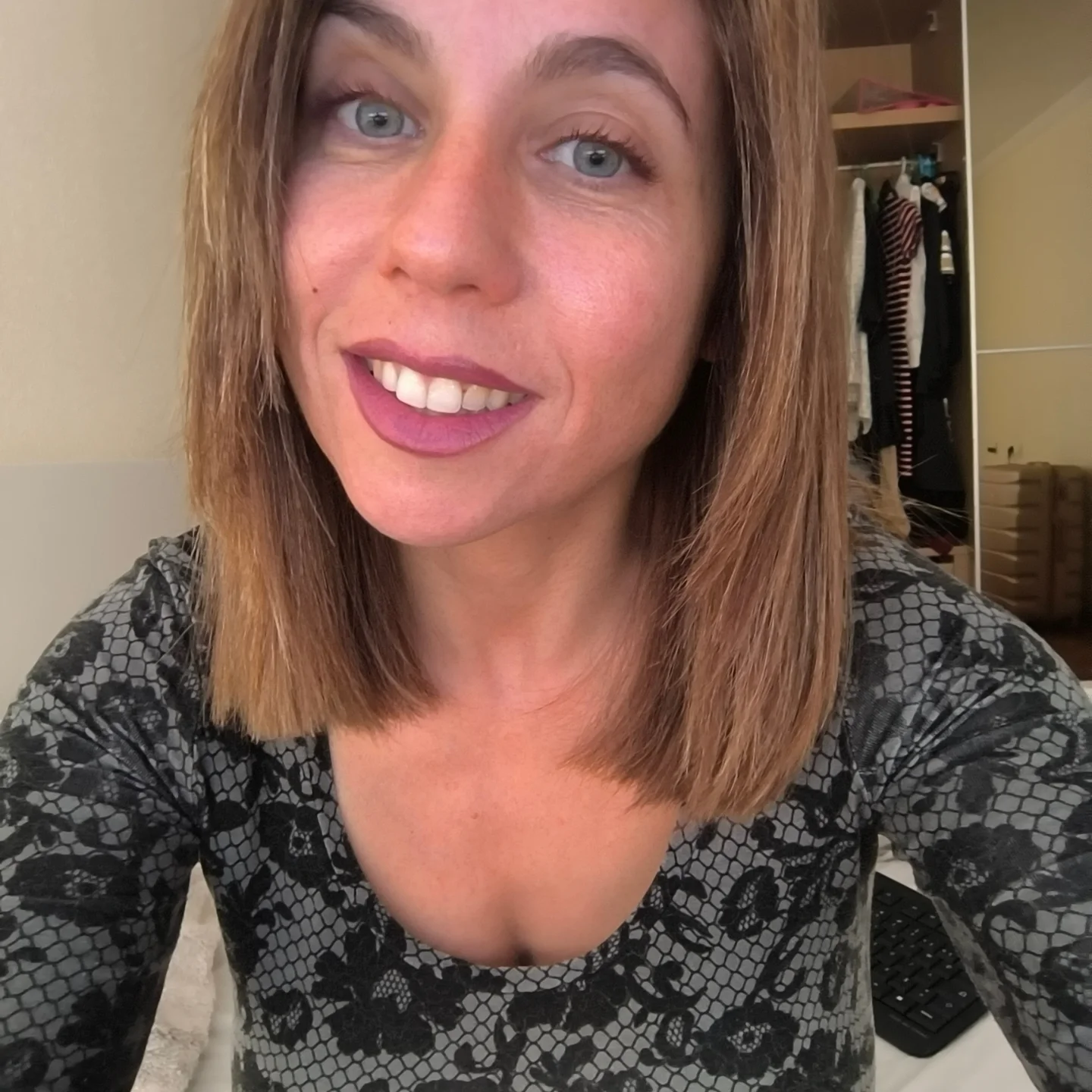 https://onlyfans.com/dulceyjohn (@dulceys) high-res photoshoot photo #16 — Chaturbate cam model gallery
