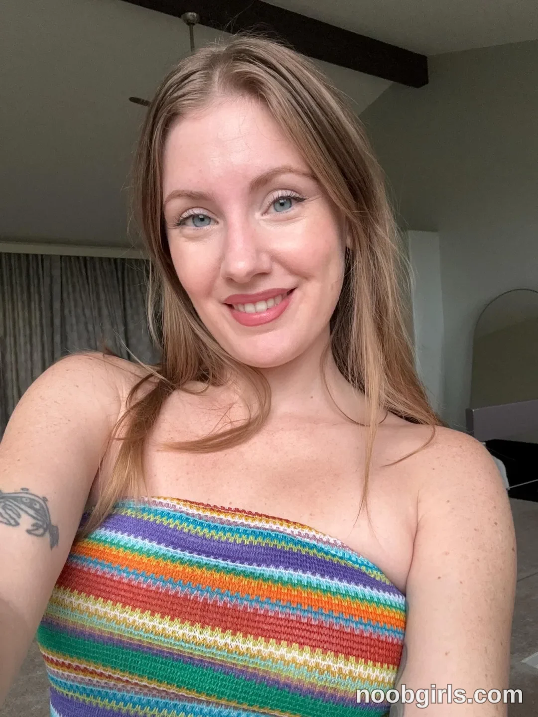 emma_ruby exclusive photo gallery image #6 — Chaturbate streamer profile