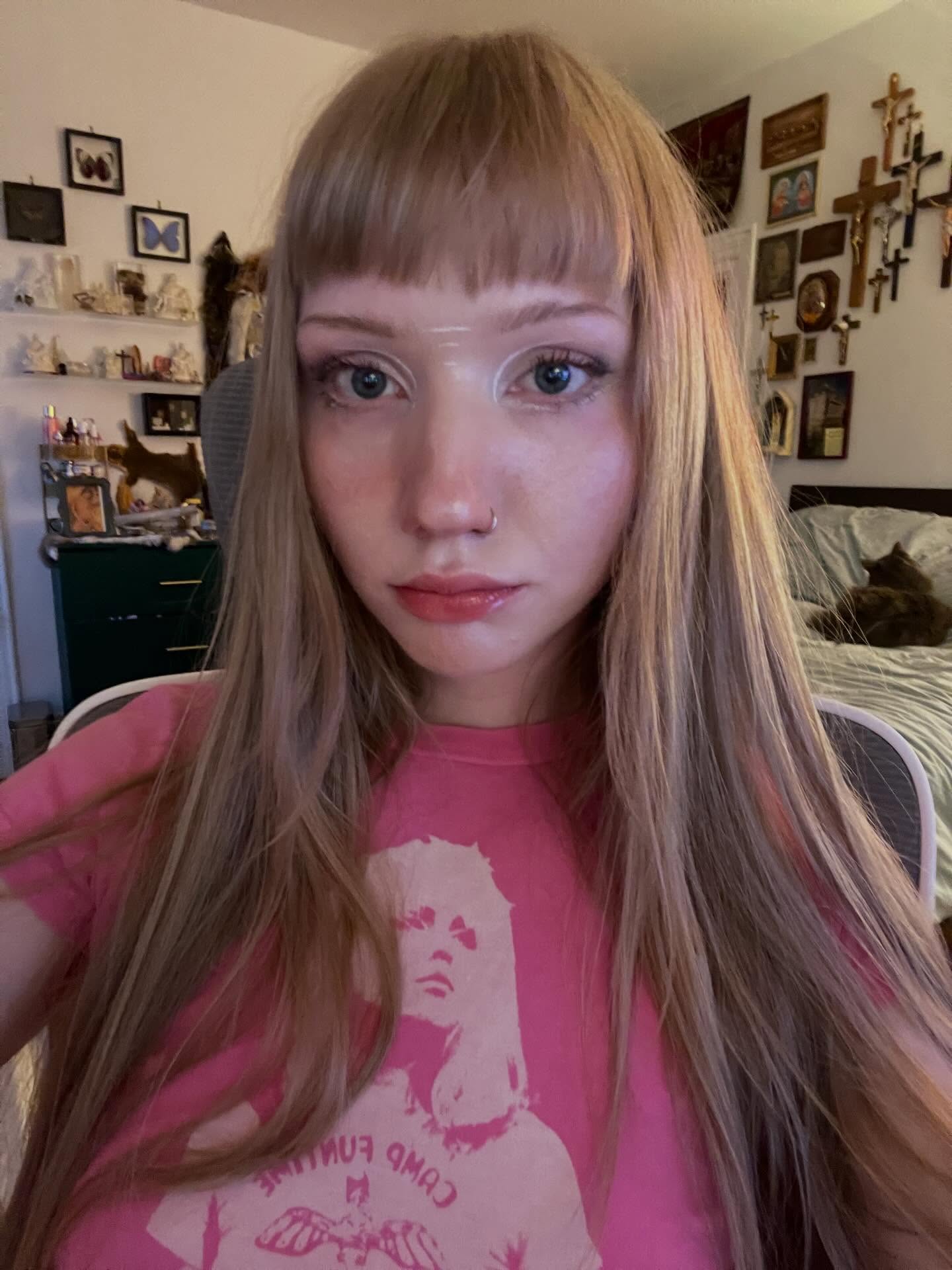 eve003300 exclusive photo gallery image #12 — Chaturbate streamer profile