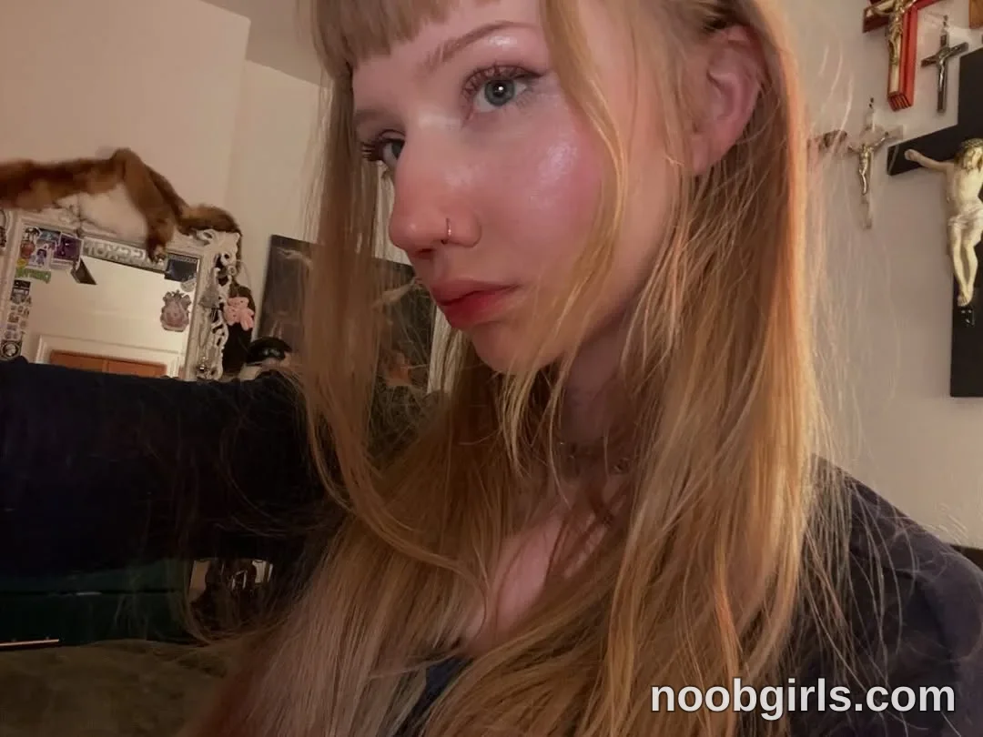 eve003300 (@eve003300) — "i bet that uhh"