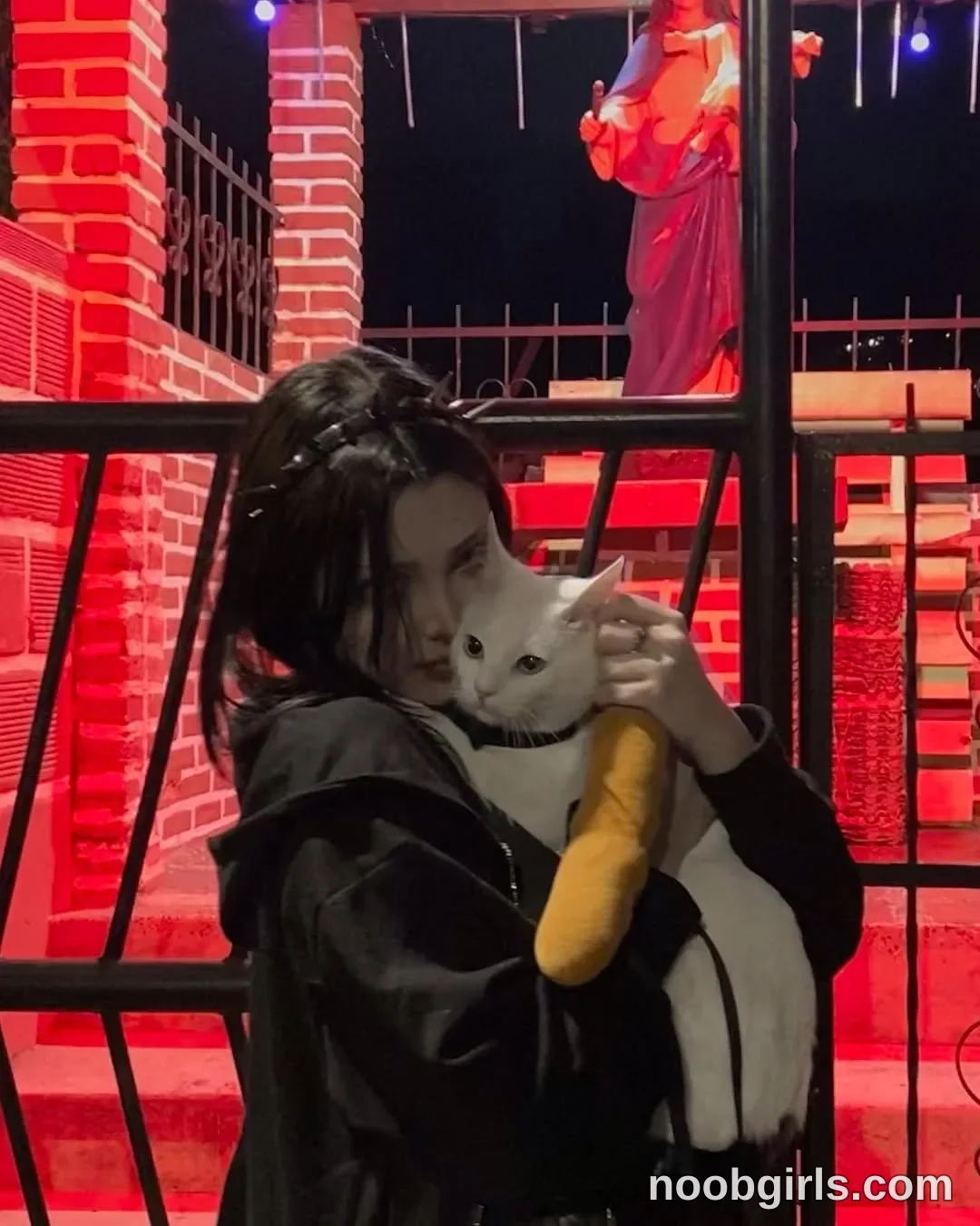 Luna (@felinebloodbite) — Instagram photo 21
