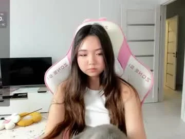 fluffy_rose on Chaturbate