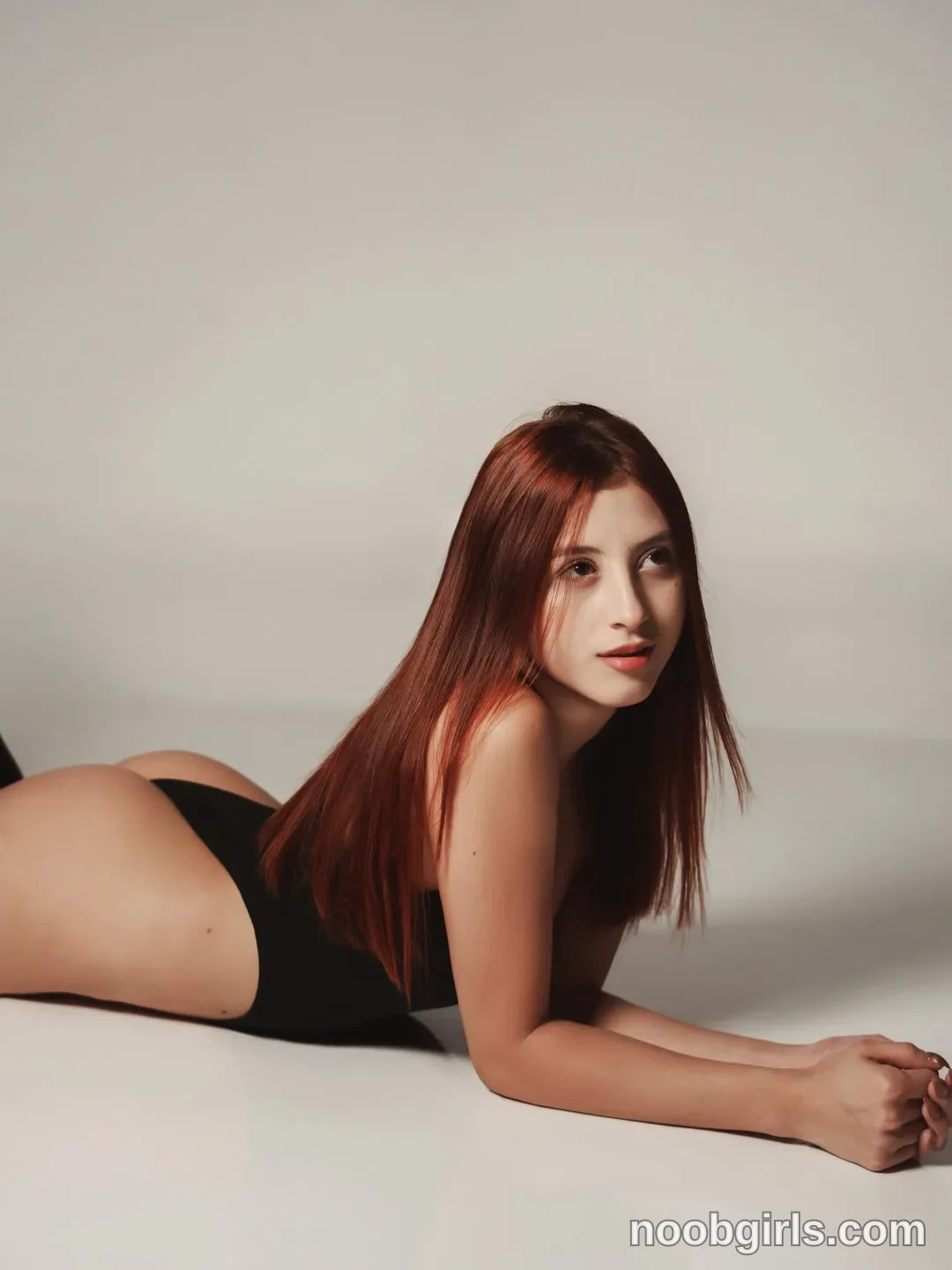 germaine_jones (@germaine_jones) high-res photoshoot photo #13 — Chaturbate cam model gallery