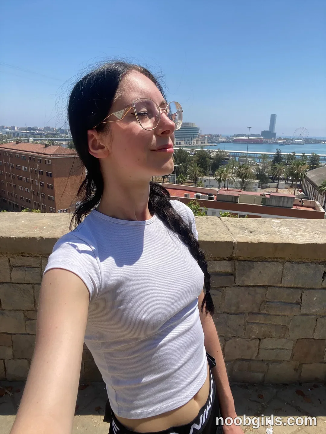 Nikki Gia (@girl_i_am) high-res photoshoot photo #4 — Chaturbate cam model gallery