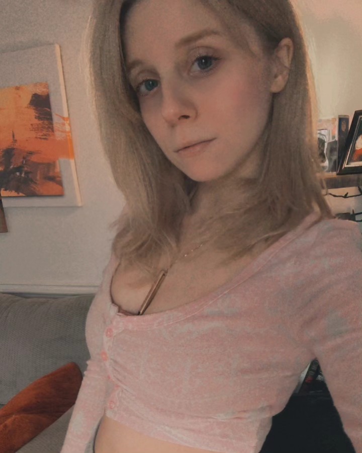 goldengoddessxxx verified Instagram photoshoot picture #26 — live cam model review