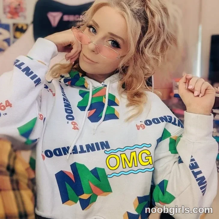 Sammy (@goldengoddessxxx) — Instagram photo 45