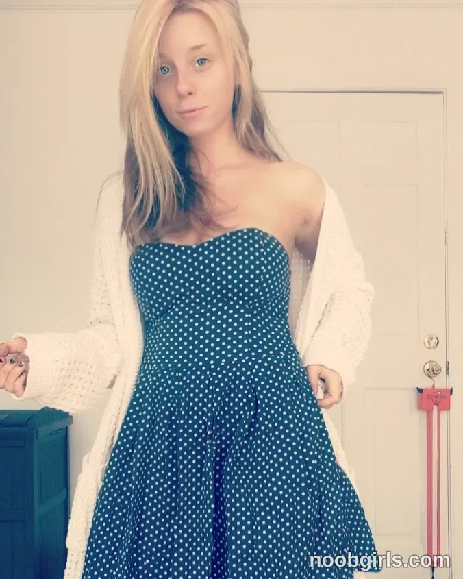 Sammy (@goldengoddessxxx) — Instagram photo 50