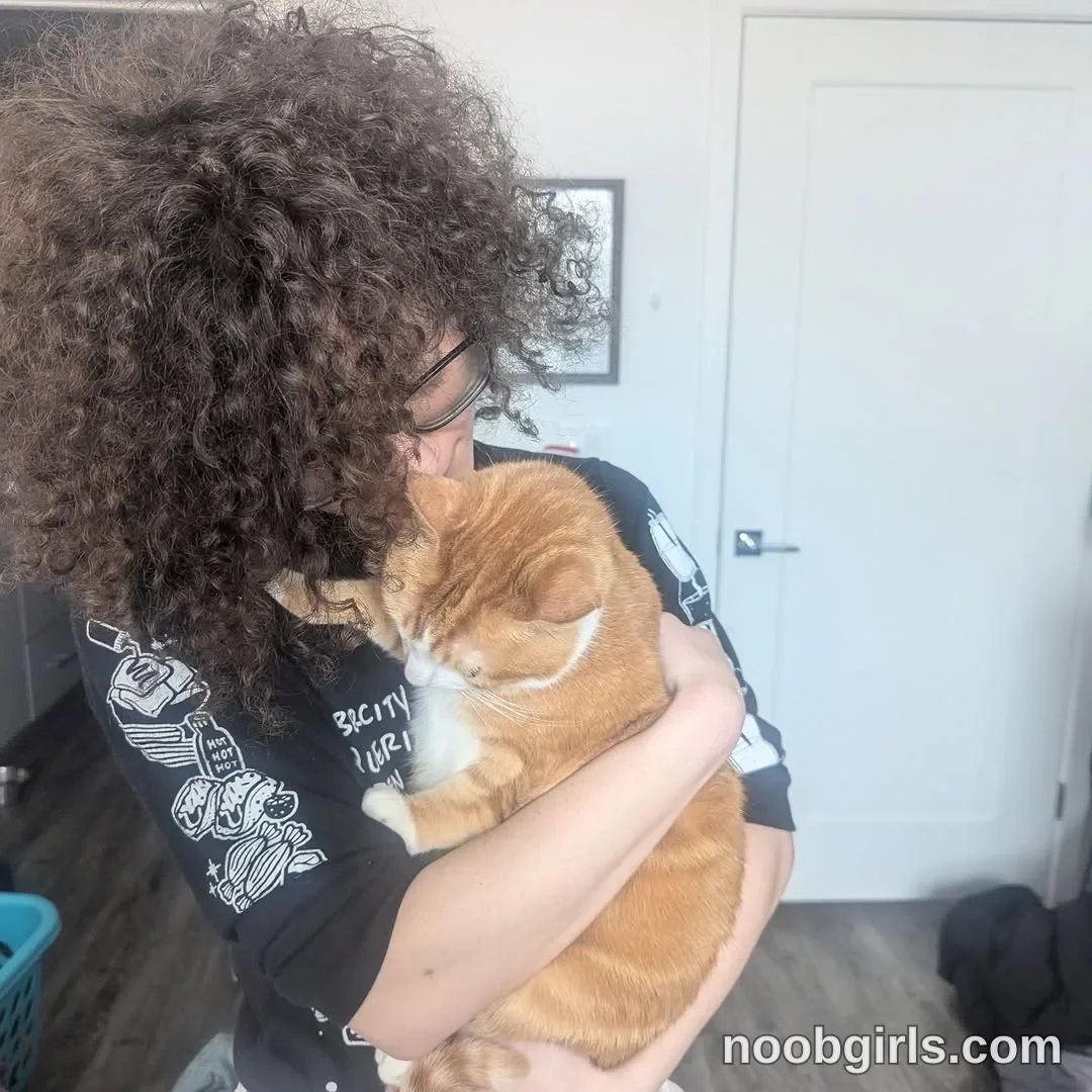 Ashley (@gomoreup) — "Had to take the new guy to the vet today. He's doing good! I'll be going live…"