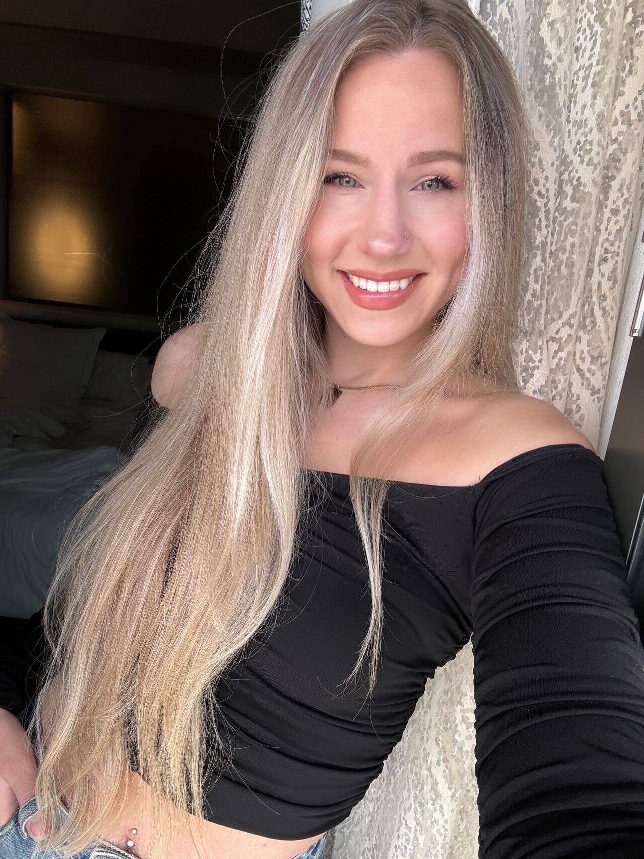 hayleex exclusive photo gallery image #6 — Chaturbate streamer profile