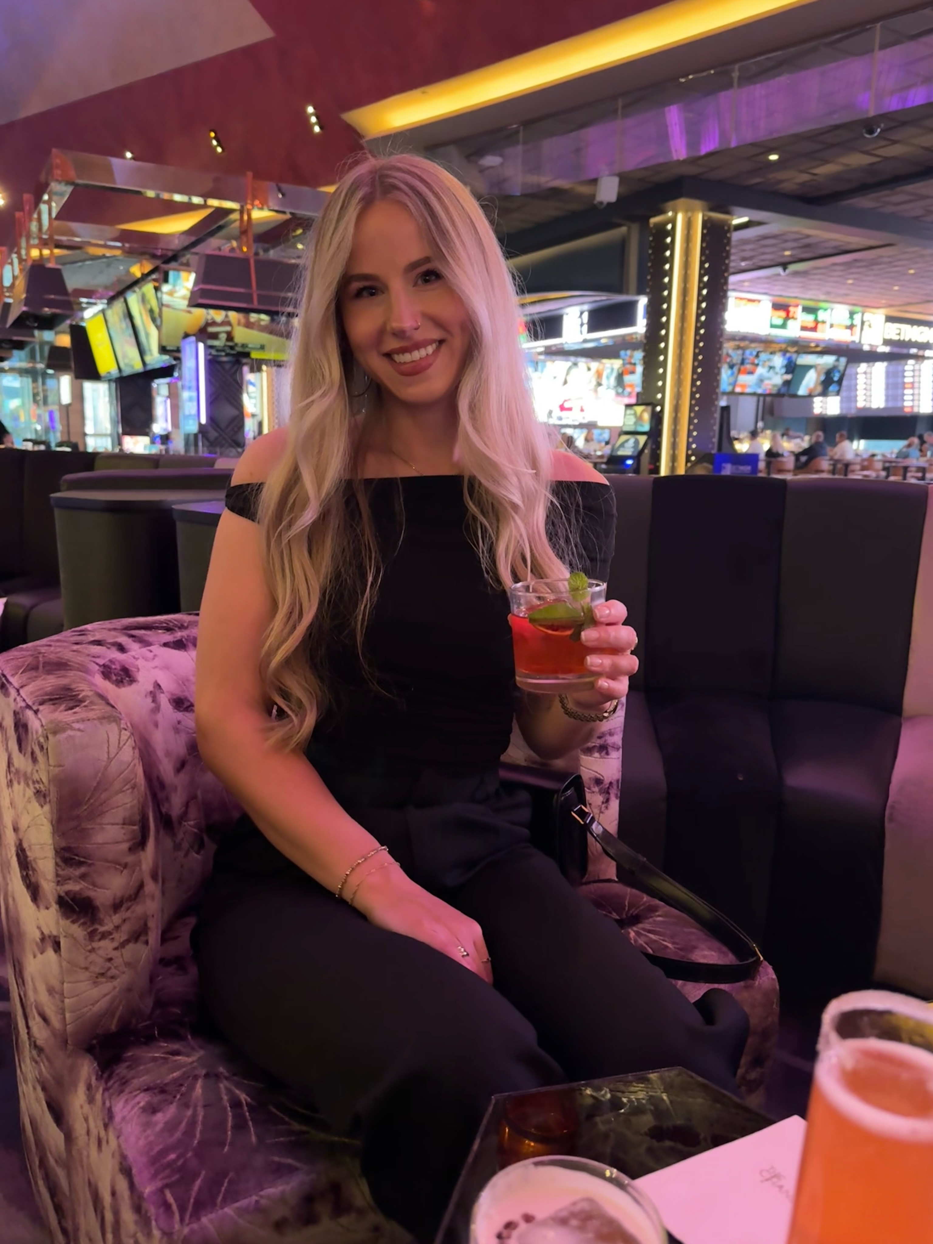 hayleex verified Instagram photoshoot picture #20 — live cam model review