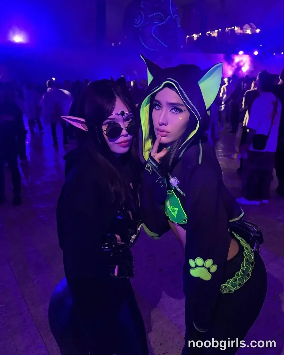 iam_eli (@iam_eli) — "Último día de Tomorroland core ✨💙"