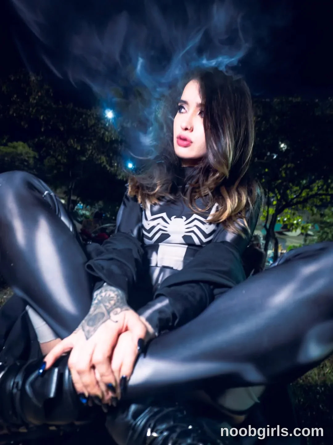 iam_eli (@iam_eli) — "📸 @pinofk Which of the 6 is your favorite? 🕷️🖤 Tell me the number 👇"