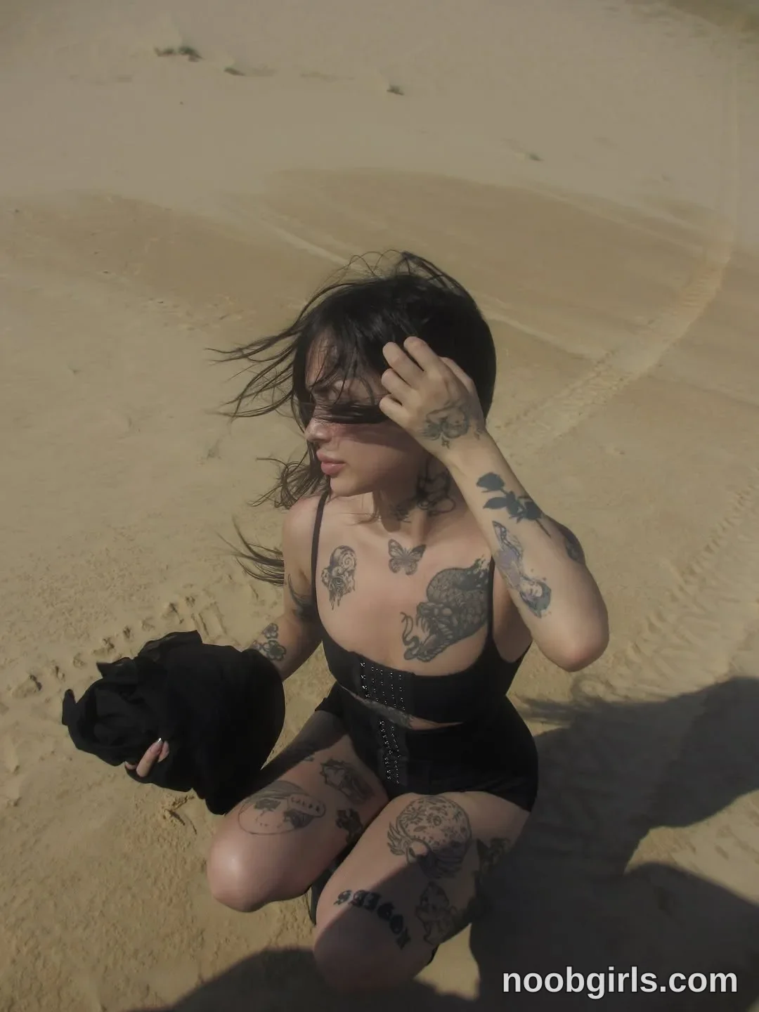 Helltai (@itshelltai) — "GO IN THE DESERT THEY SAID. IT WILL BE FUN THEY SAID. meanwhile i'm still…" in Mũi Né - Phan Thiết
