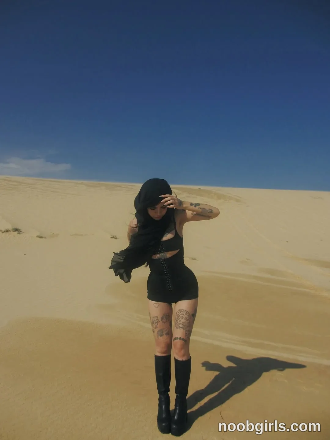 Helltai (@itshelltai) — "GO IN THE DESERT THEY SAID. IT WILL BE FUN THEY SAID. meanwhile i'm still…" in Mũi Né - Phan Thiết