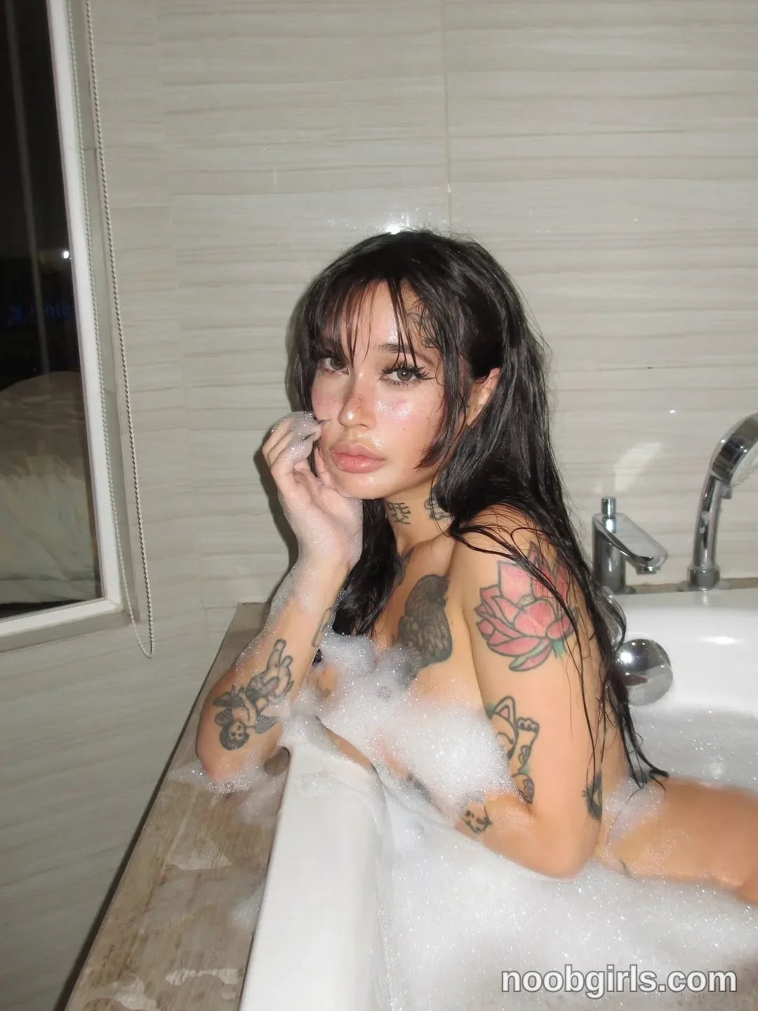 Helltai (@itshelltai) — "these photos make me look like a sweet little angel but don't be fooled! you…"